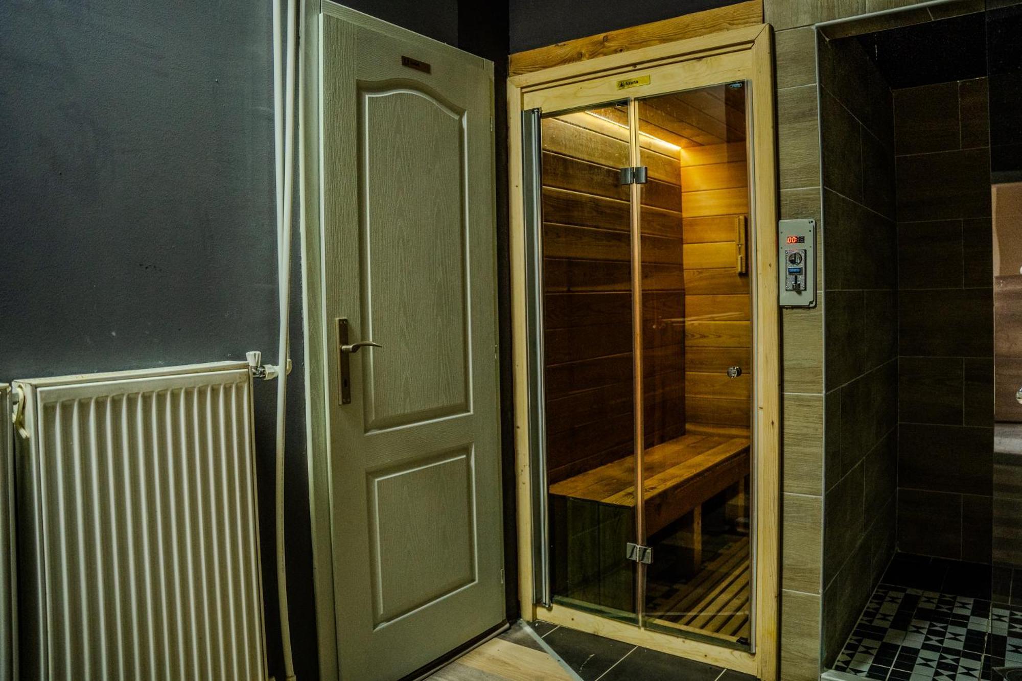 Plaza La - Night And Spa Sremska Mitrovica Exterior foto